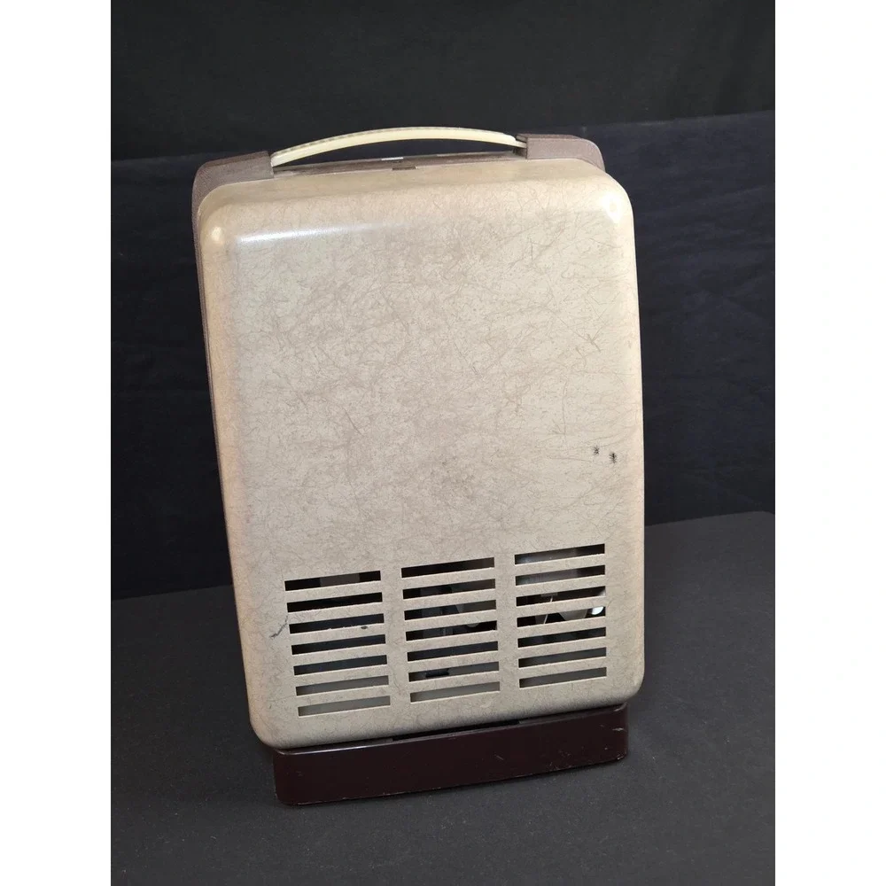 Vintage Kodak Cine Showtime 8mm Movie Projector Model A20 Rochester NY Case NEW!